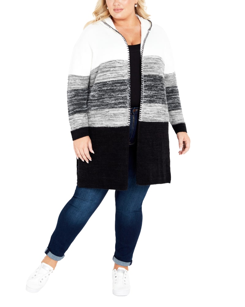 Front of a model wearing a size 18/20 Camryn Cardi in White / Black by Aveology. | dia_product_style_image_id:318011